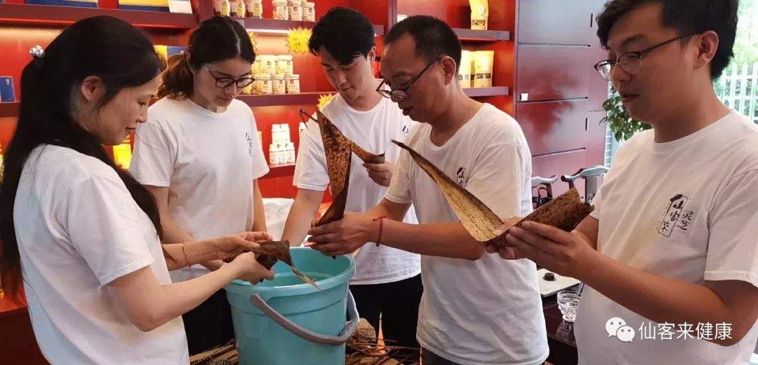 杭州亞運會官方靈芝產(chǎn)品供應商|杭州亞運會官方供應商|中國靈芝十大品牌|仙客來靈芝|仙客來靈芝破壁孢子粉|仙客來孢子油|仙客來靈芝飲片|仙客來破壁孢子粉|靈芝孢子油|孢子粉|靈芝破壁孢子粉|靈芝|中華老字號