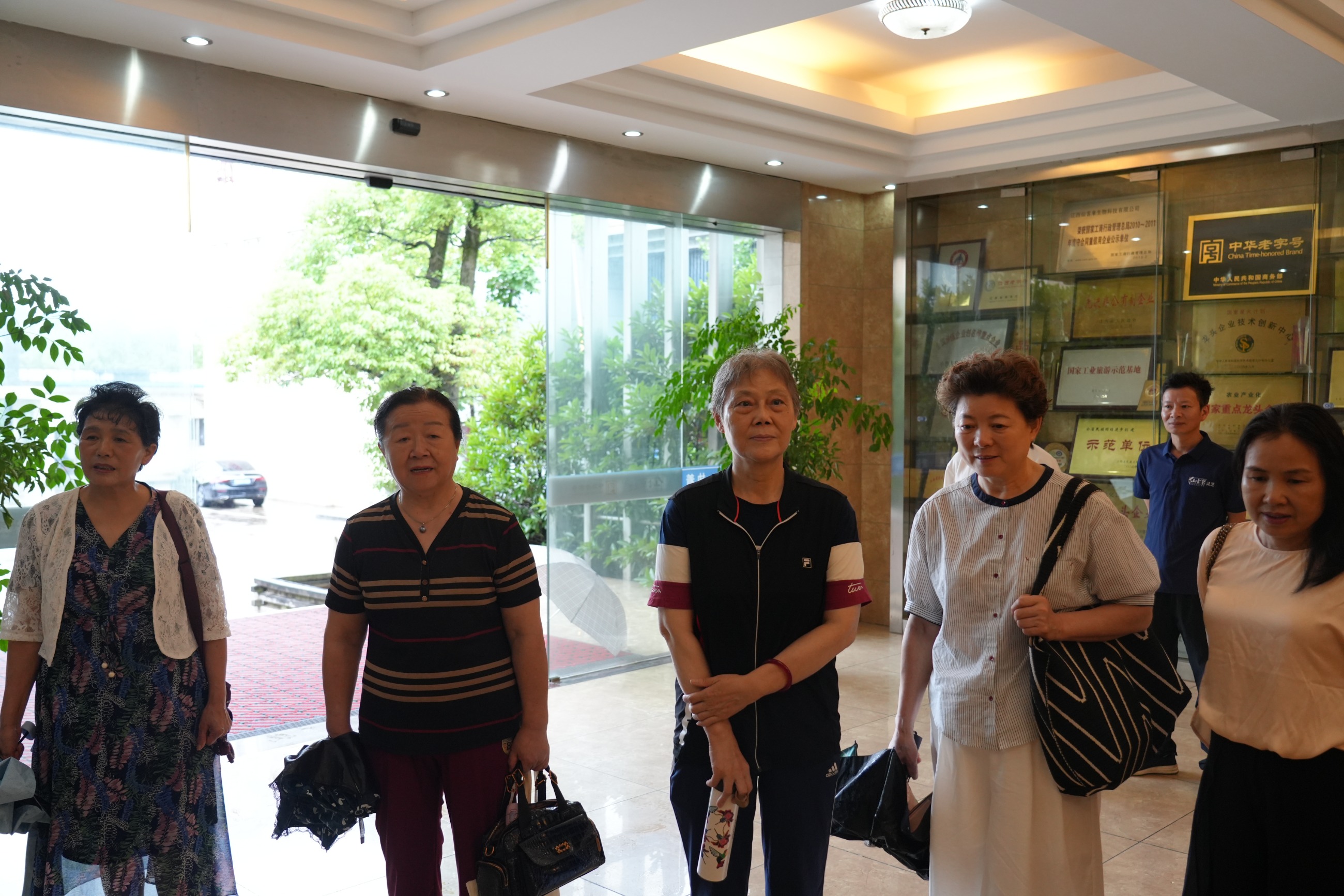 杭州亞運(yùn)會(huì)官方靈芝產(chǎn)品供應(yīng)商|杭州亞運(yùn)會(huì)官方供應(yīng)商|中國(guó)靈芝十大品牌|仙客來(lái)靈芝|仙客來(lái)靈芝破壁孢子粉|仙客來(lái)孢子油|仙客來(lái)靈芝飲片|仙客來(lái)破壁孢子粉|靈芝孢子油|孢子粉|靈芝破壁孢子粉|靈芝|中華老字號(hào)