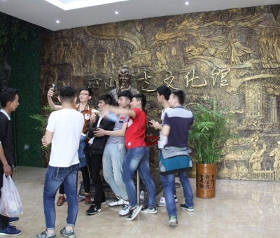 南昌建筑工程技工學(xué)校師生在仙客來學(xué)習(xí)&ldquo;雙創(chuàng)&rdquo;經(jīng)驗、分享&ldquo;雙創(chuàng)&rdquo;精神