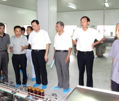 江西省老科協(xié)領(lǐng)導(dǎo)、老專家蒞臨仙客來(lái)公司考察老科協(xié)科技（培訓(xùn)）示范基地工作