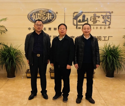 全國(guó)模范教師、國(guó)防科技大學(xué)潘存云教授一行到訪仙客來(lái)公司