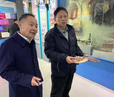 市委常委、九江軍分區(qū)政委余文生等蒞臨仙客來(lái)公司指導(dǎo)