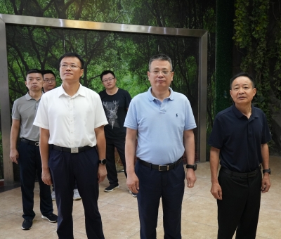 國(guó)家知識(shí)產(chǎn)權(quán)局運(yùn)用促進(jìn)司副司長(zhǎng)彭文一行蒞臨仙客來(lái)調(diào)研